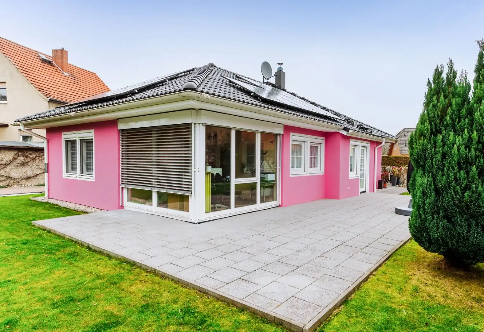 Bungalow mit Fensterfront und großer Terrasse in Mühlenbeck (Mühlenbecker Land)